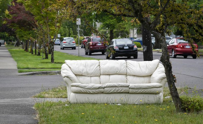 Clever People Are Sharing Their Life Hacks To Living More Frugally, Here Are 30 Of The Best Ones