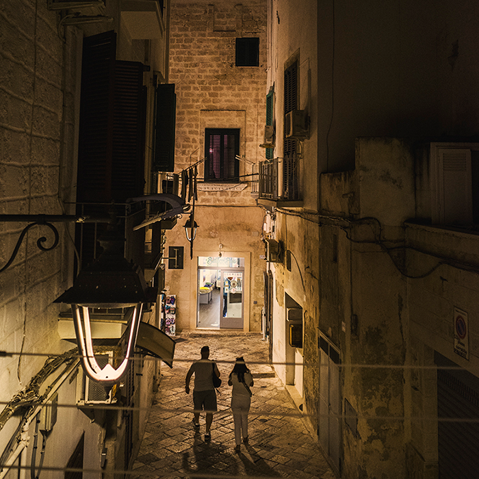 I Spent The Last 10 Years Photographing Monopoli In Summer, And Here Are The Best 40 Photos