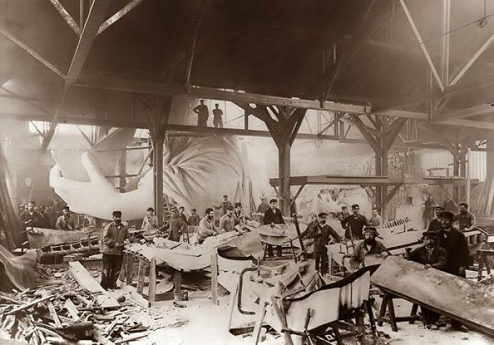This Is The Statue Of Liberty Under Construction In Paris In 1884