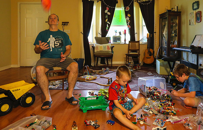 50 Parents Get Raw And Honest About What They Regret About Having Kids