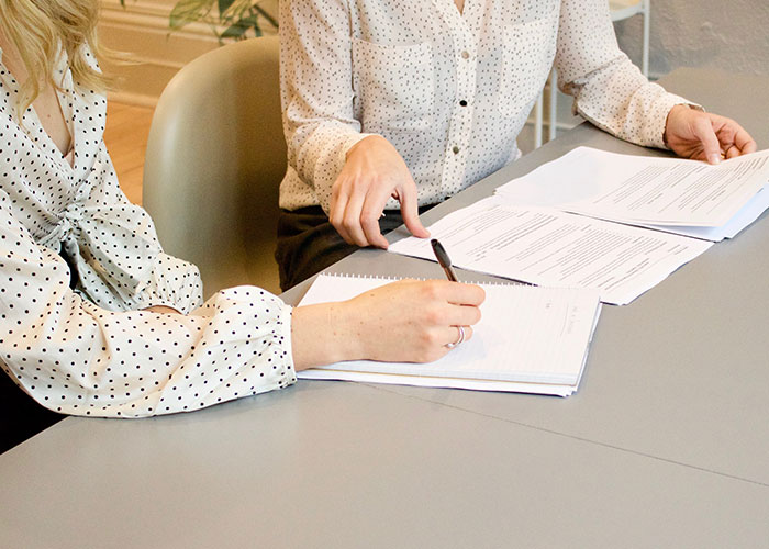 40 People Reveal “Dark Secrets” About Their Jobs That Common People Aren’t Supposed To Know