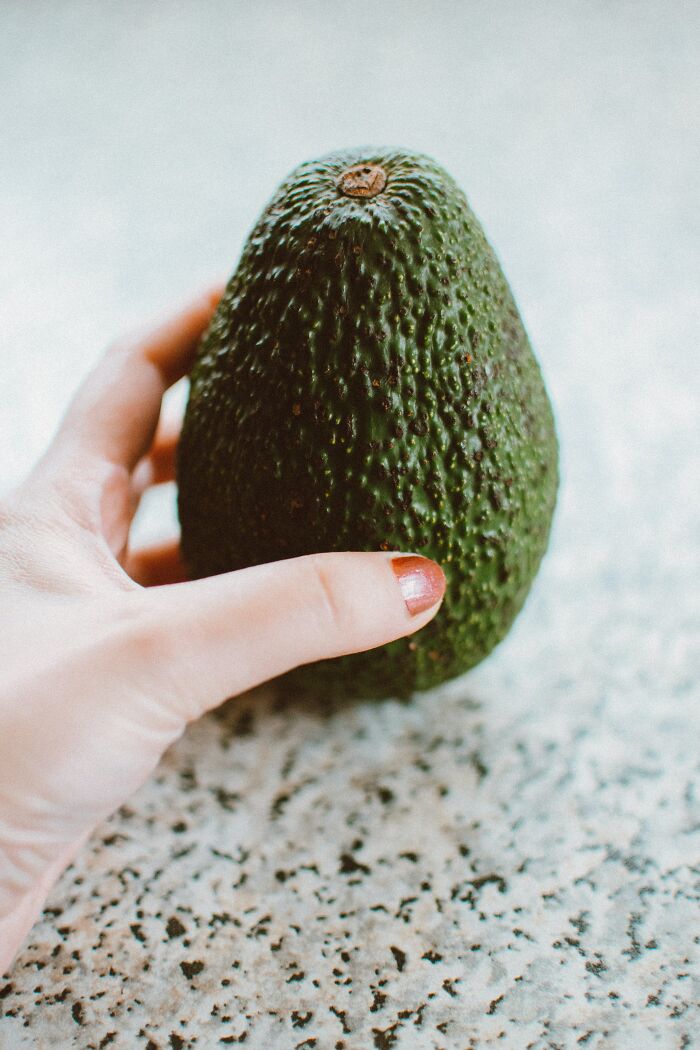 Easy Way To Check If Your Avocado Is Ripe