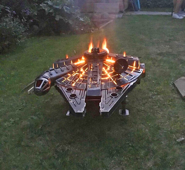 tie-fighter-bbq-grill-7380.jpg