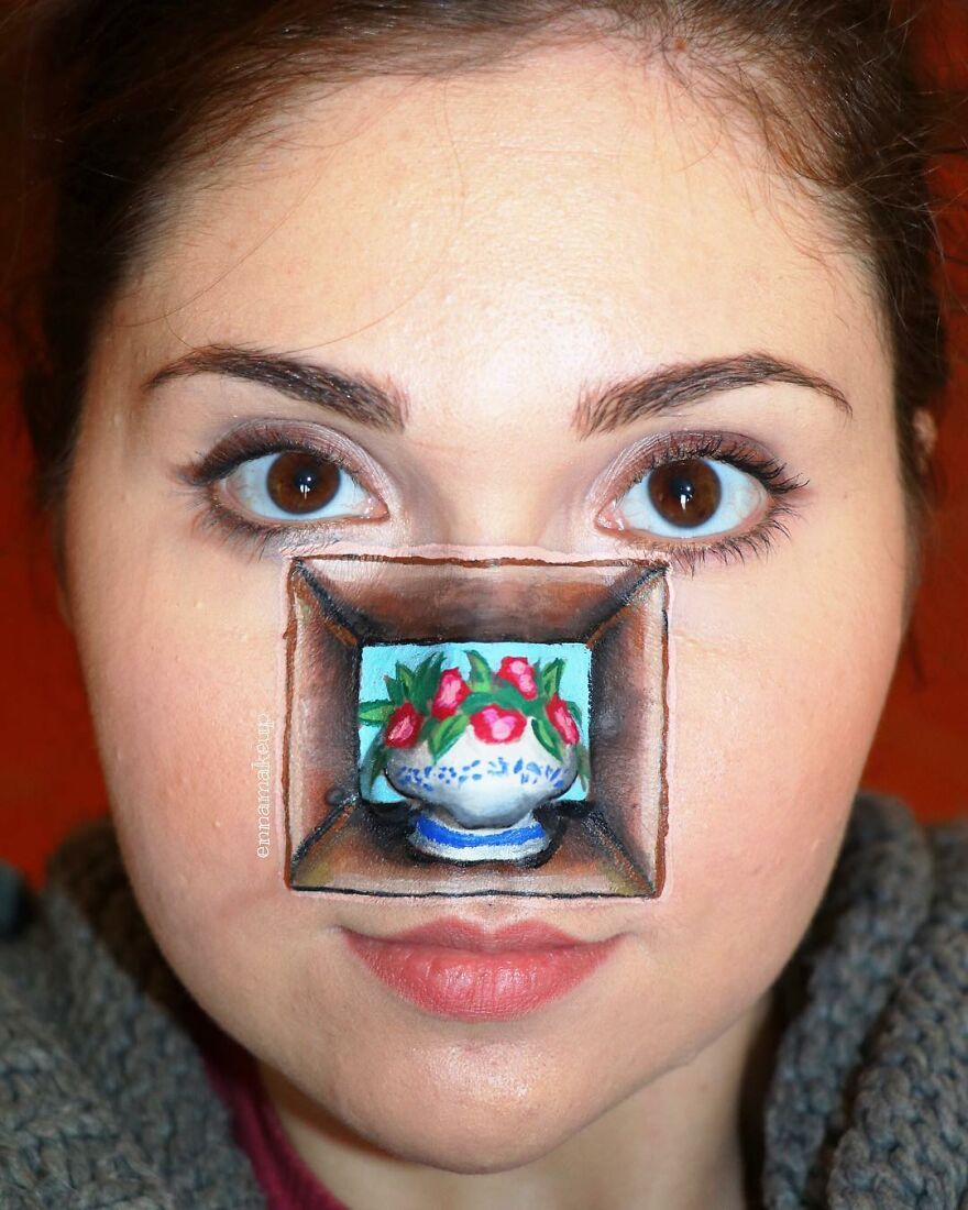 I Don't Let My Wheelchair Define Me And Find Happiness By Painting On My Body