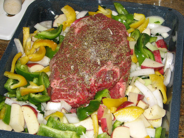 Guy Prepares Dinner For His Girlfriend, Gets Mad When She Decides To Feed Her Dog The Leftovers And Asks Her To Leave Guy Prepares Dinner For His Girlfriend, Gets Mad When She Decides To Feed Her Dog The Leftovers And Asks Her To Leave