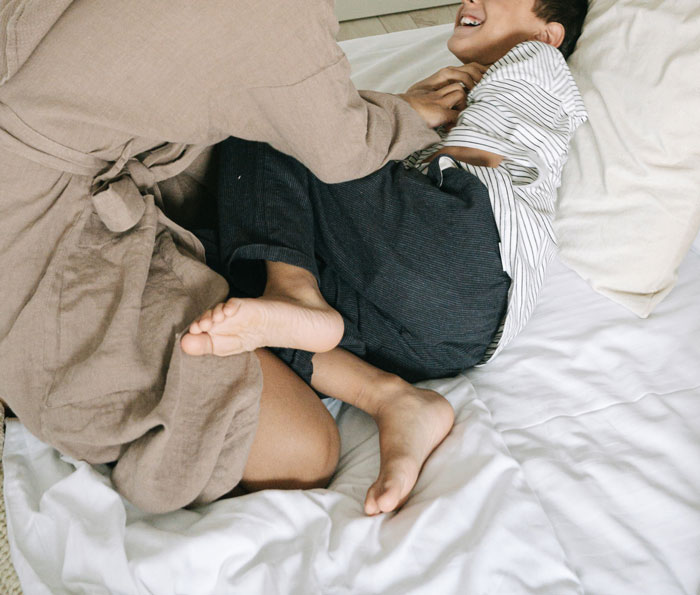 “What's Something That's Considered Normal That Creeps You Out Immediately?” (40 Answers)