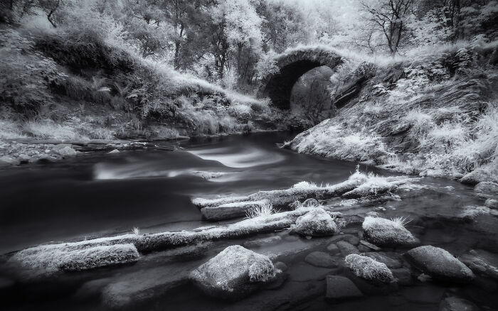 Black And White Commended: Tim Hodges, 'The Old Packhorse Bridge'
