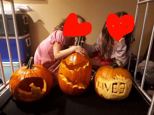Carving With The Kids ;)