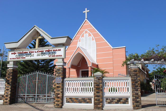 Evangelical Sister Gets Crossed Out From The Wedding Guest List After She Gets Into Religious Argument With Catholic Bride Evangelical Sister Gets Crossed Out From The Wedding Guest List After She Gets Into Religious Argument With Catholic Bride