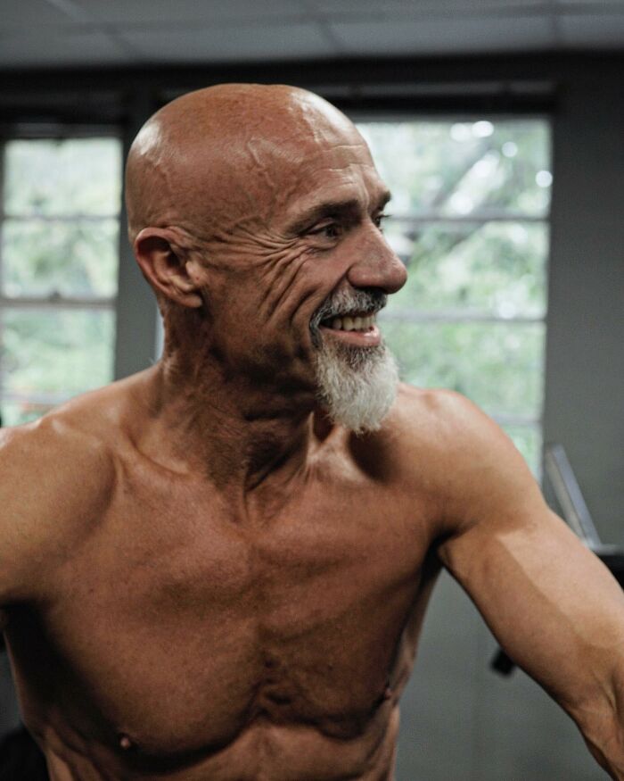 By Changing His Lifestyle And Eating Habits At Age 60, Steve Ramsden Has Successfully Lost Over 60 Lbs And Now Has A Body Of A Bodybuilder By Changing His Lifestyle And Eating Habits At Age 60, Steve Ramsden Has Successfully Lost Over 60 Lbs And Now Has A Body Of A Bodybuilder