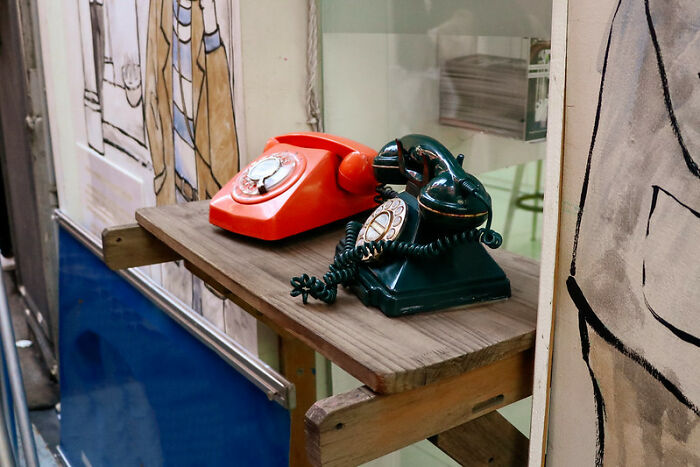 “What's Something That's Considered Normal That Creeps You Out Immediately?” (40 Answers)