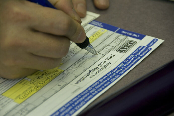 “What's Something That's Considered Normal That Creeps You Out Immediately?” (40 Answers)