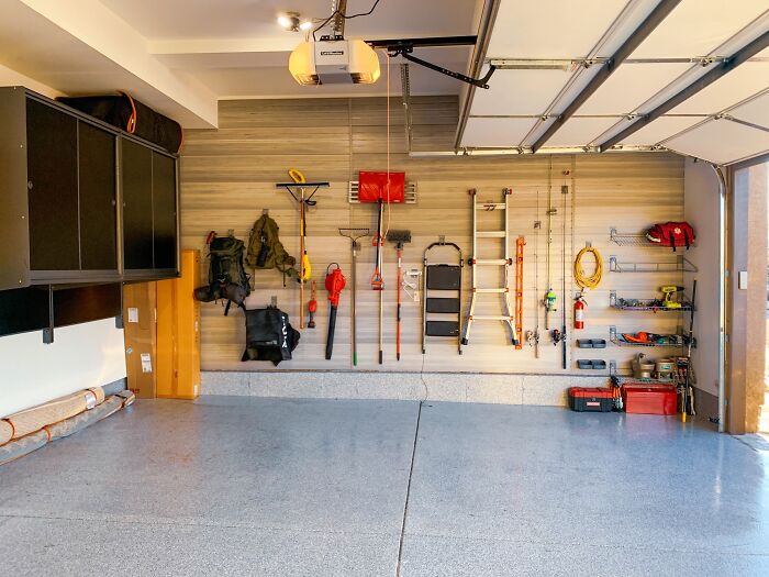 Garages Needs Organization Too, Behold My New Year’s Resolution