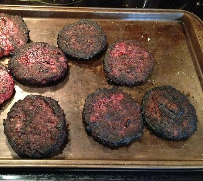 What Happens When Jordan Says "Hey, Watch These Burgers." And Then Leaves For Ten Minutes. Sorry Babe