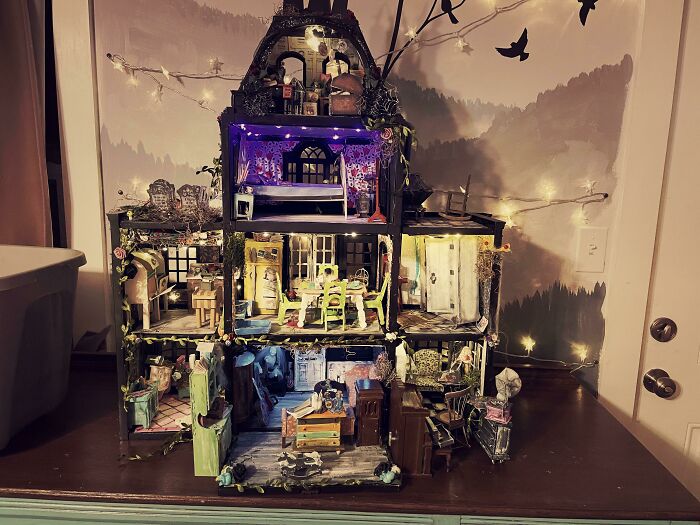 My Fisher Price Gothic Dollhouse Glow Up! Halloween Everyday 