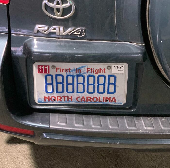 This License Plate With All B’s And 8’s