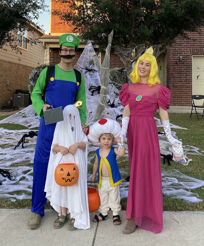 Family Halloween Costume This Year