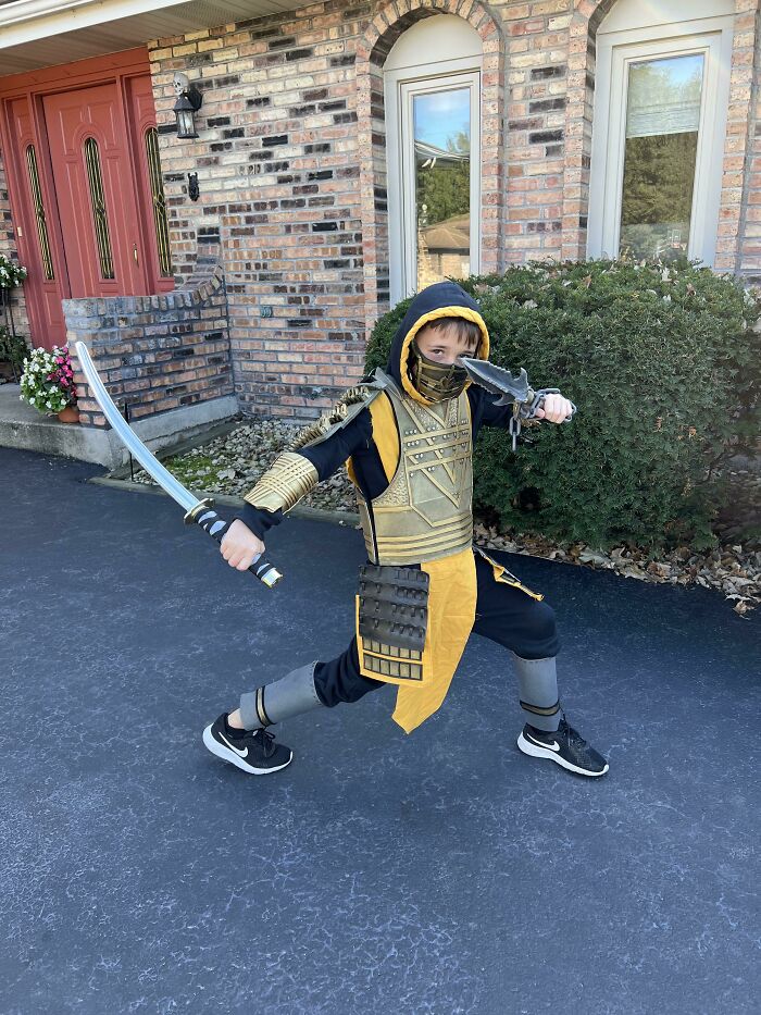 Worked On My Stepson’s Scorpion Costume For A Month. Happy Halloween