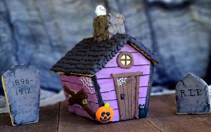 So Ready For Halloween! I Made This Sugar Cookie 3D Haunted House. I Love The Ghost Peeking Out The Top