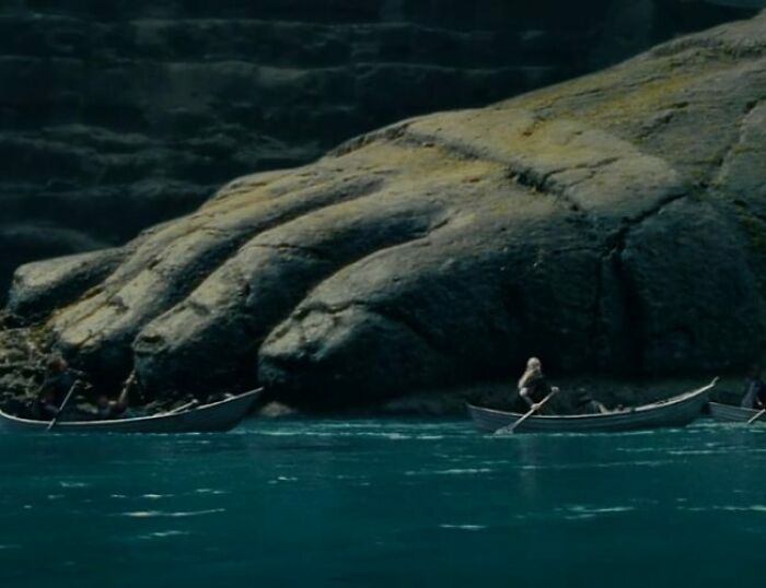 In "Lord Of The Rings: The Fellowship Of The Ring" Quentin Tarantino Guest Directed This Famous Scene