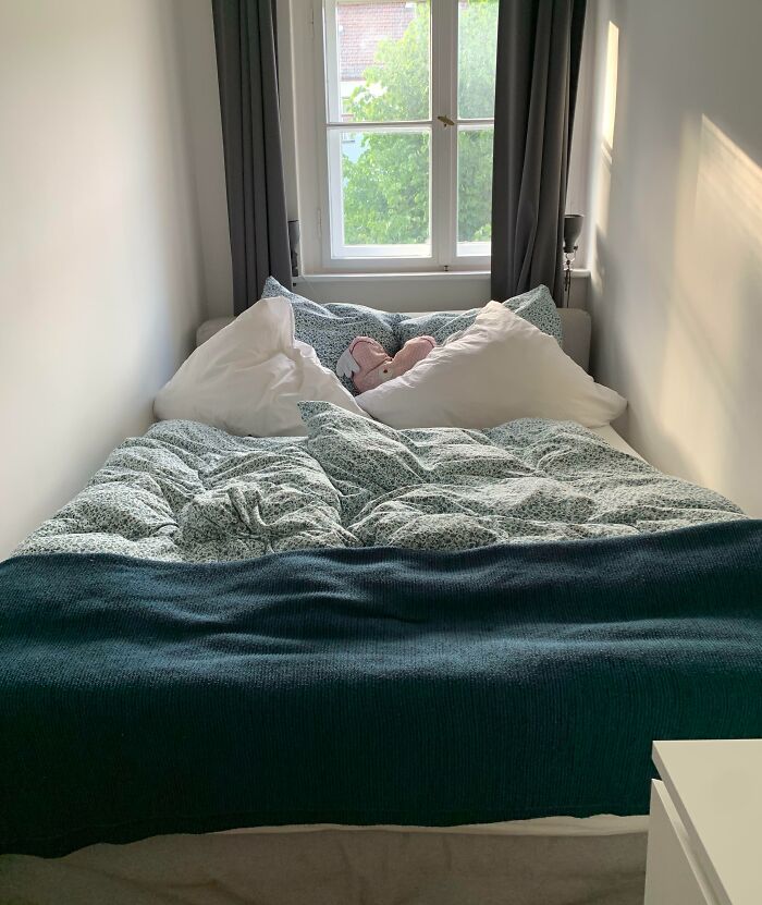 My Girlfriend's Bed