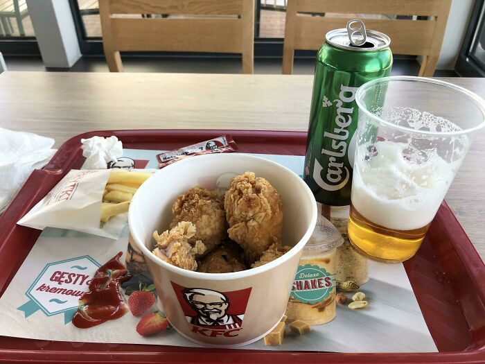 You Can Get Beer [instead Of Sprite/Cola] With Your Chicken At KFC In Poland