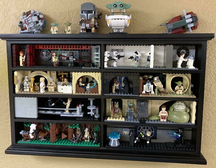 Couldn't Afford Many Star Wars Sets And Didn't Have A Lot Of Space - So I Made This Bookshelf Diorama
