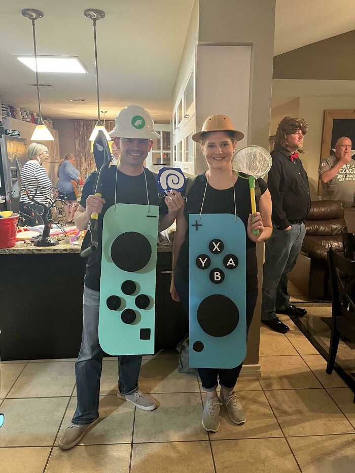 Acnh Switch Controllers! We Won Cutest Costume At A Halloween Party
