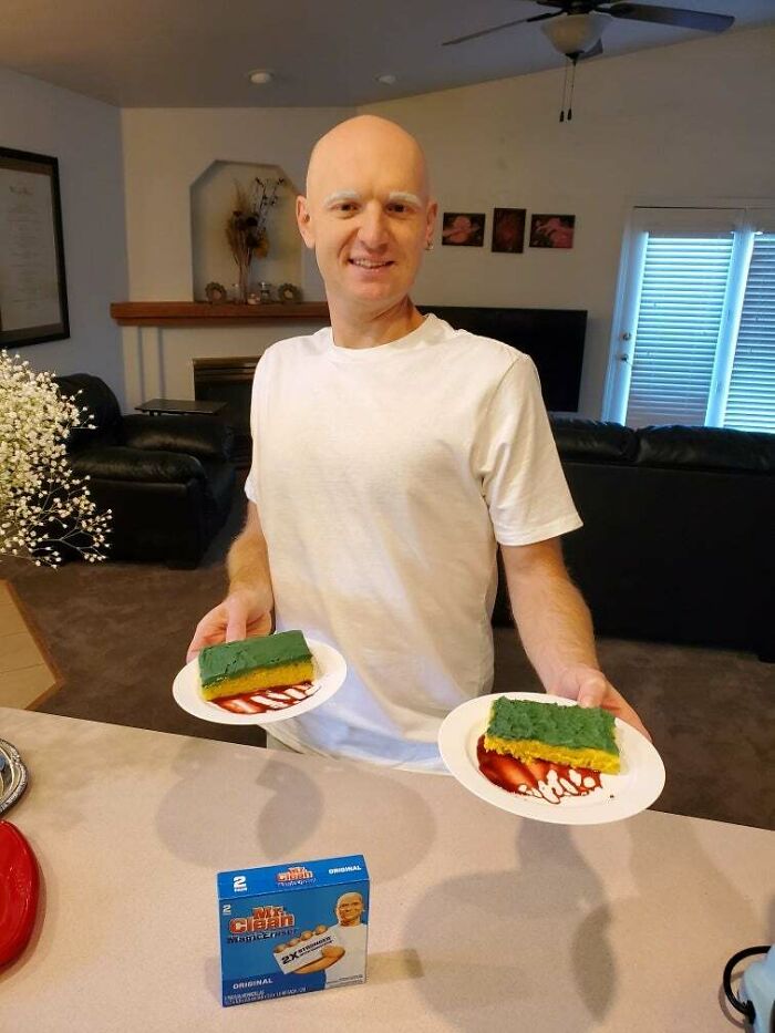 Mr. Clean Made "Sponge" Cakes To Help Clean Up All The Blood This Halloween!