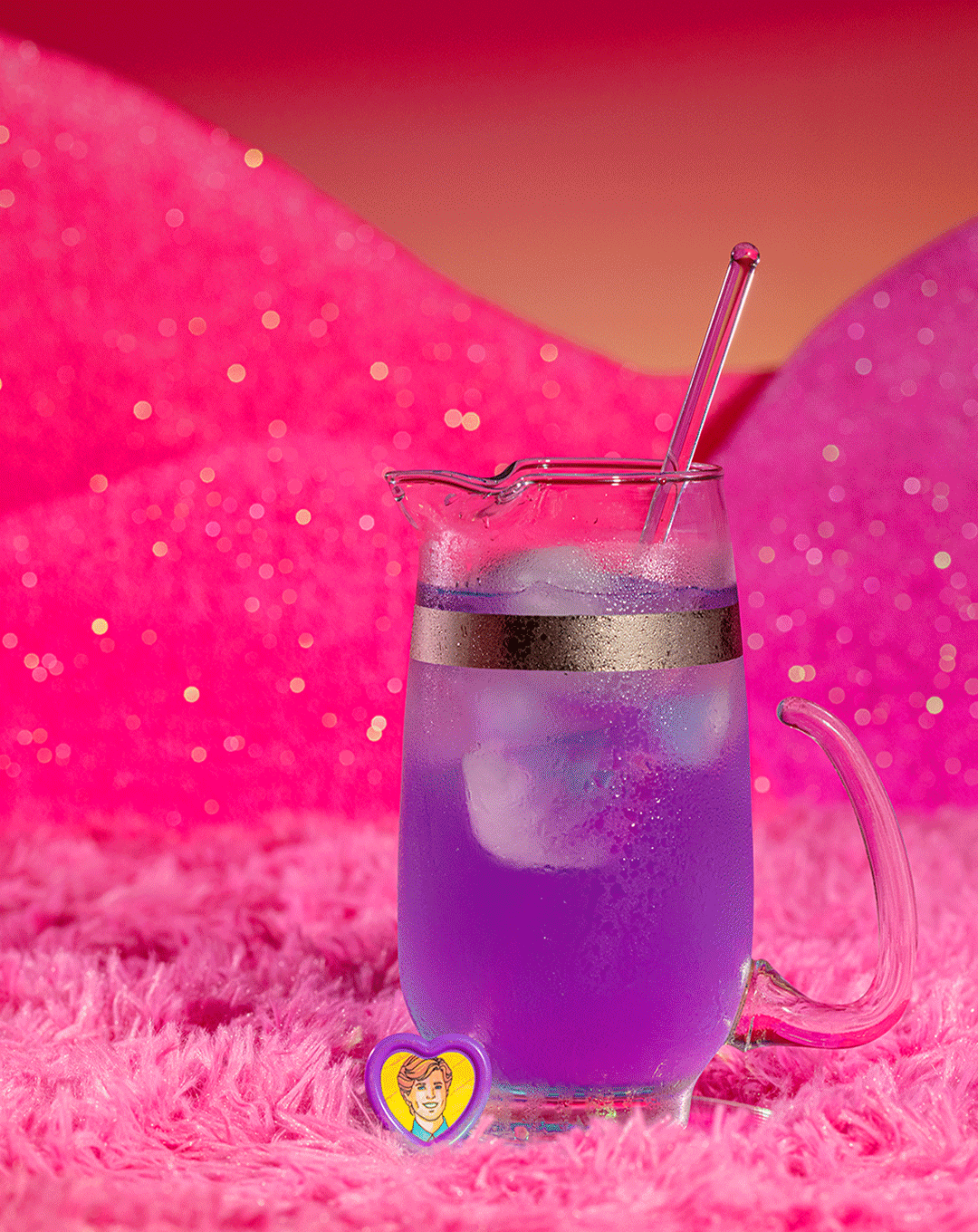 We Turned An Old Barbie Dreamhouse Into A Bar With Themed Barbie Cocktails In Each Room (9 Pics) We Turned An Old Barbie Dreamhouse Into A Bar With Themed Barbie Cocktails In Each Room (9 Pics)