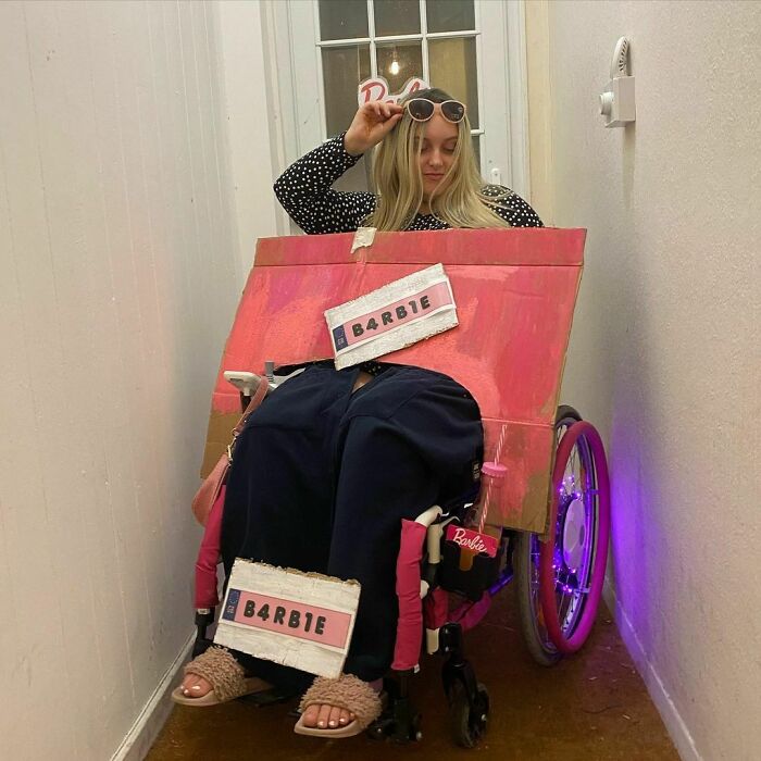 Wheelchair Budget-Friendly Costume: Barbie's Car