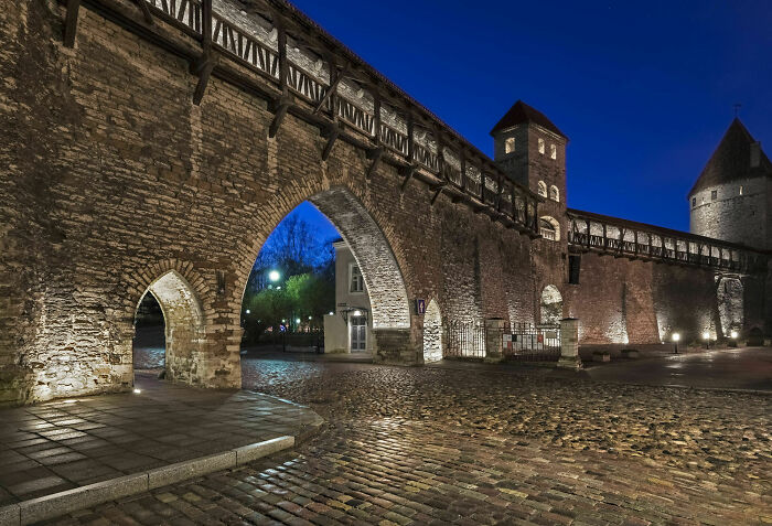 Scenes From Tallin (7 Pics)