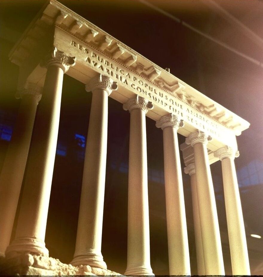 Feature Famous Artist: Genessa Kealoha