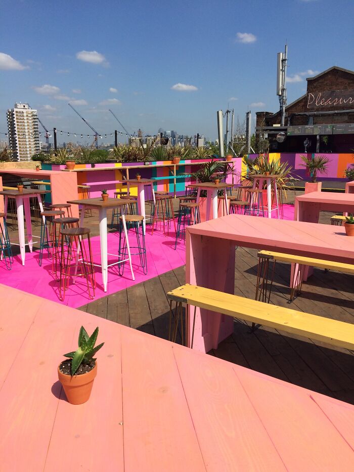 I Took A Space Up-Top And Transformed It Into A Color Pop, Over And Over Again (13 Pics) I Took A Space Up-Top And Transformed It Into A Color Pop, Over And Over Again (13 Pics)