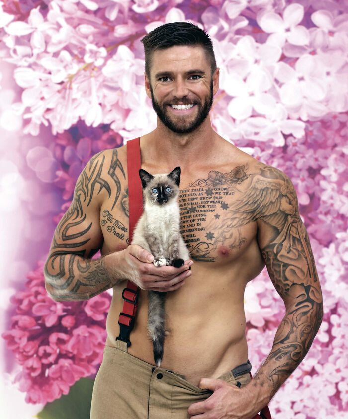 Australian Firefighters Bless Us Again With Their 2023 Charity Calendar (24 Pics)