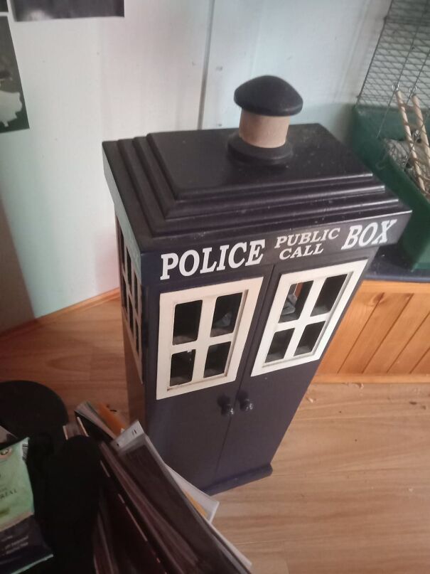 TARDIS-635e0de285cc0.jpg