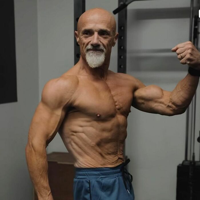 By Changing His Lifestyle And Eating Habits At Age 60, Steve Ramsden Has Successfully Lost Over 60 Lbs And Now Has A Body Of A Bodybuilder