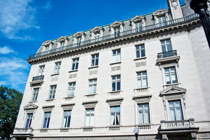 People Drag This Person Who Demanded That Their Neighbor Remove Their Doorbell Camera As It Made Them Feel Uneasy People Drag This Person Who Demanded That Their Neighbor Remove Their Doorbell Camera As It Made Them Feel Uneasy