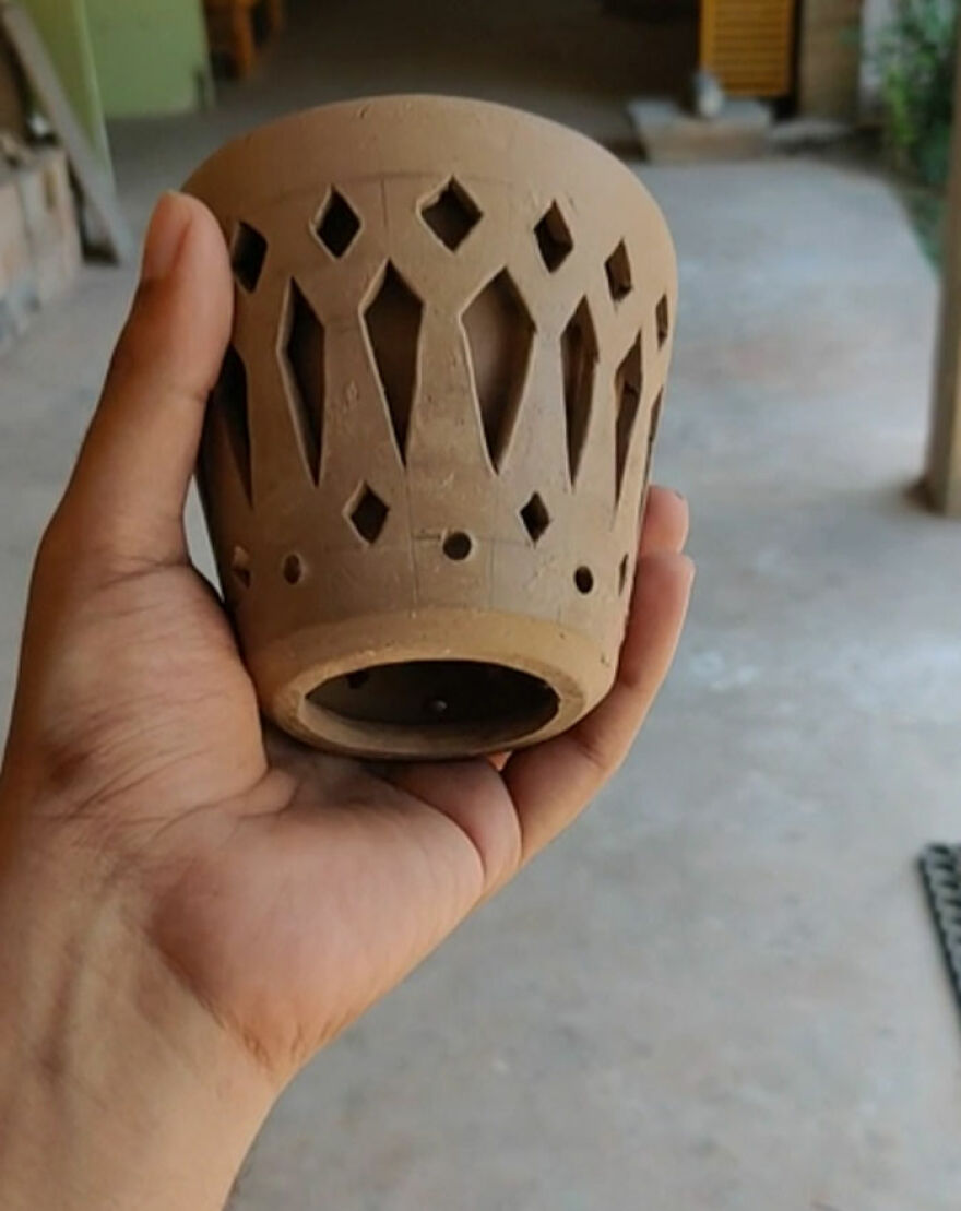 Double Walled Mug I Made! The Idea Is To Have An Insulation Layer So That Even If You Pour Hot Drink In It, You Can Hold The Mug Easily. What Do You Guys Think?