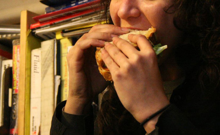 "AITA For Forcing My Sister To Make Dinner After She Poured Maple Syrup Into My Pasta?" "AITA For Forcing My Sister To Make Dinner After She Poured Maple Syrup Into My Pasta?"