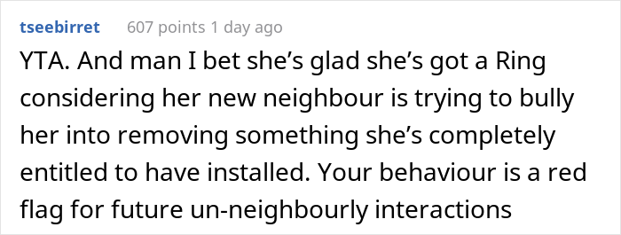 People Drag This Person Who Demanded That Their Neighbor Remove Their Doorbell Camera As It Made Them Feel Uneasy People Drag This Person Who Demanded That Their Neighbor Remove Their Doorbell Camera As It Made Them Feel Uneasy