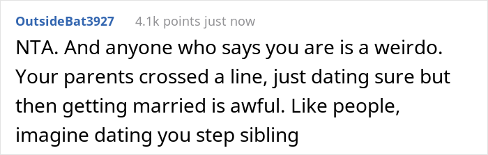 Couple Of 4 Years Find Out Their Parents Are Dating, The Daughter Gets Called A Jerk For Embarrassing Her Mom In Front Of Family Couple Of 4 Years Find Out Their Parents Are Dating, The Daughter Gets Called A Jerk For Embarrassing Her Mom In Front Of Family