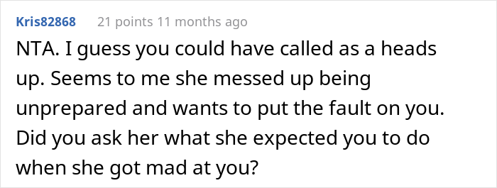 "I Don't Know What She Expected Me To Do": Disgusted Woman Berates SIL For Breastfeeding Her Baby "I Don't Know What She Expected Me To Do": Disgusted Woman Berates SIL For Breastfeeding Her Baby