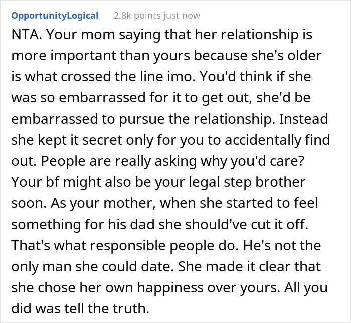 Couple Of 4 Years Find Out Their Parents Are Dating, The Daughter Gets Called A Jerk For Embarrassing Her Mom In Front Of Family Couple Of 4 Years Find Out Their Parents Are Dating, The Daughter Gets Called A Jerk For Embarrassing Her Mom In Front Of Family