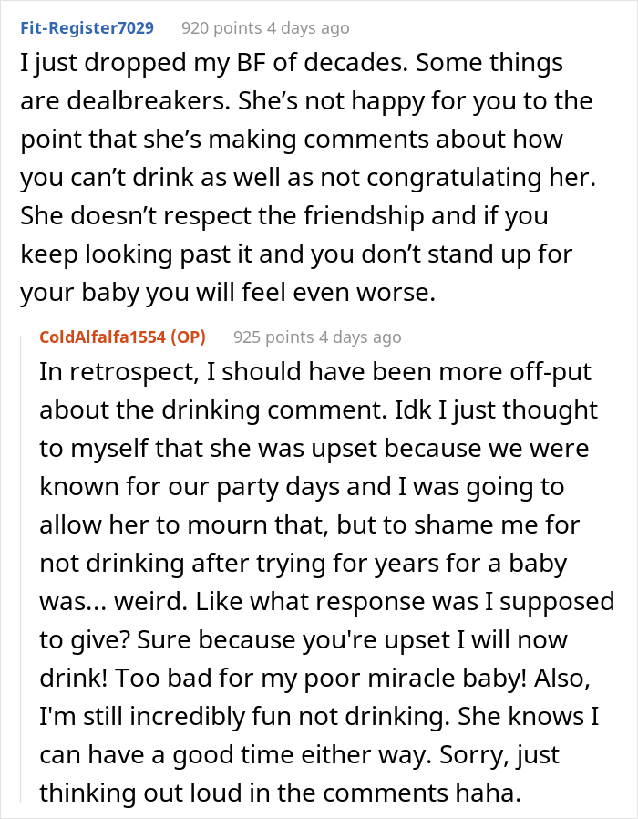 Bride Doesn't Want Her Best Friend In Wedding Photos Because Her "Bump Would Be Too Distracting", She Drops Out Bride Doesn't Want Her Best Friend In Wedding Photos Because Her "Bump Would Be Too Distracting", She Drops Out