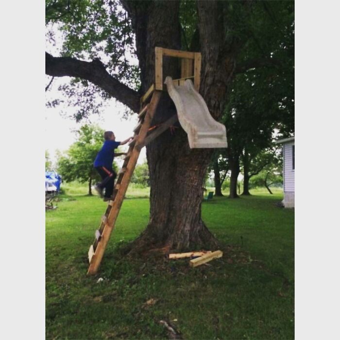 Kindly Neighbourhood Grandpa Builds Treehouse For Those Pesky Neighborhood Kids (He Can’t Stand)