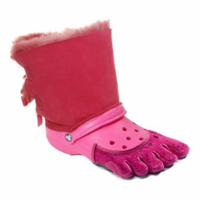 Botas de agua Ugg + Crocs + puntera con dedos = el calzado más feo