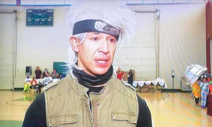 So Here’s A Picture Of My Mayor Dressed Up As Kakashi For Halloween