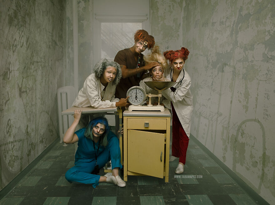 What If Alice Was Really Insane? I Went To An Old Asylum And Created A Photoshoot To Tell A Different Story About Alice And Her "Wonderland" (23 Pics)