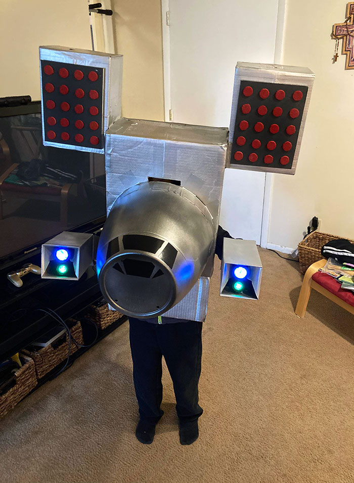 My Kid Asked Me A Week Ago If He Could Be A Mech For Halloween. I Didn’t Have Much Time Or A Budget, But Here’s What We Came Up With
